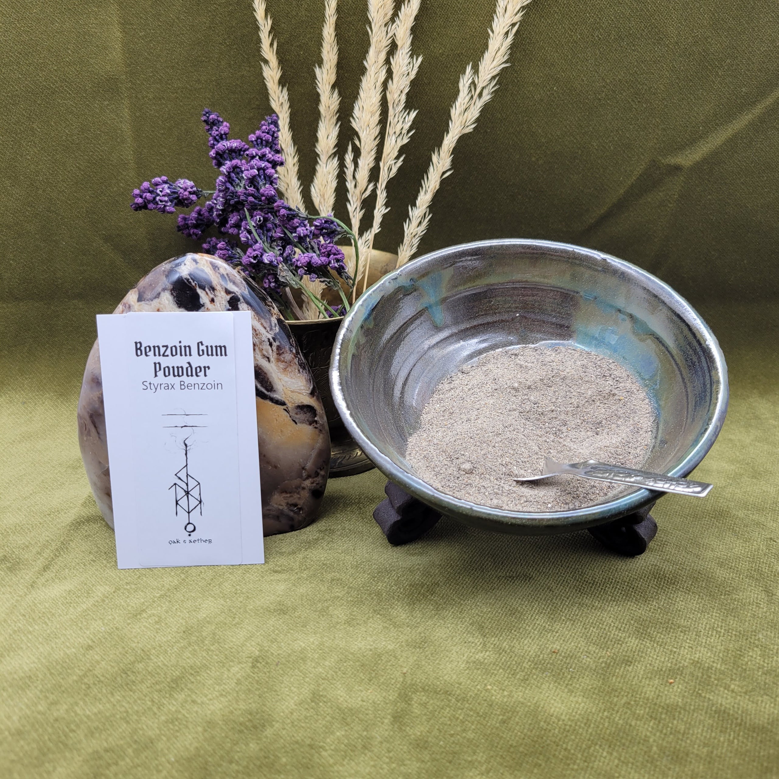 Benzoin Gum Powder Oak & Aether